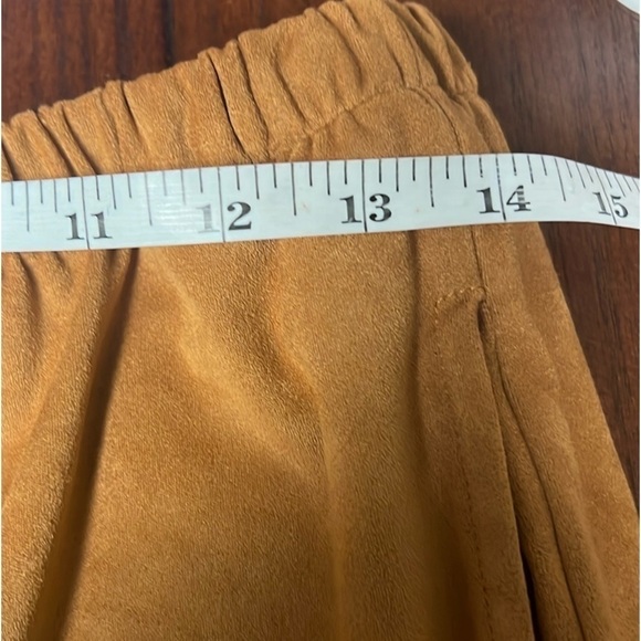 Bryn Walker,Oliver Faux Contemporary Suede Lantern Pants Miele, Size Small - Picture 11 of 14